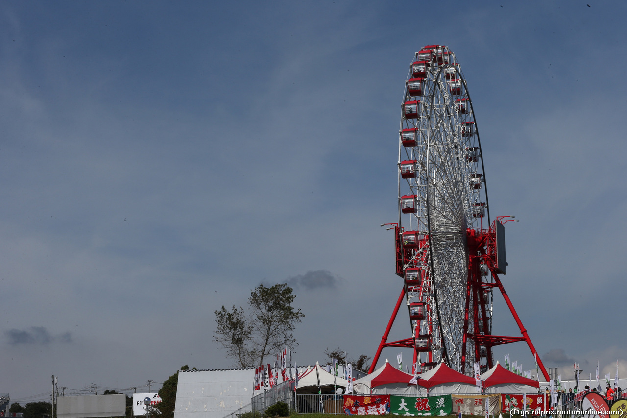 GP GIAPPONE, 08.10.2017- The Panoramic wheel in the paddock