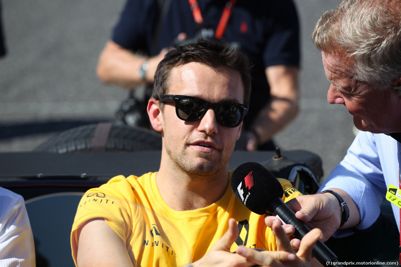 GP GIAPPONE, 08.10.2017- driver parade, Jolyon Palmer (GBR) Renault Sport F1 Team RS17