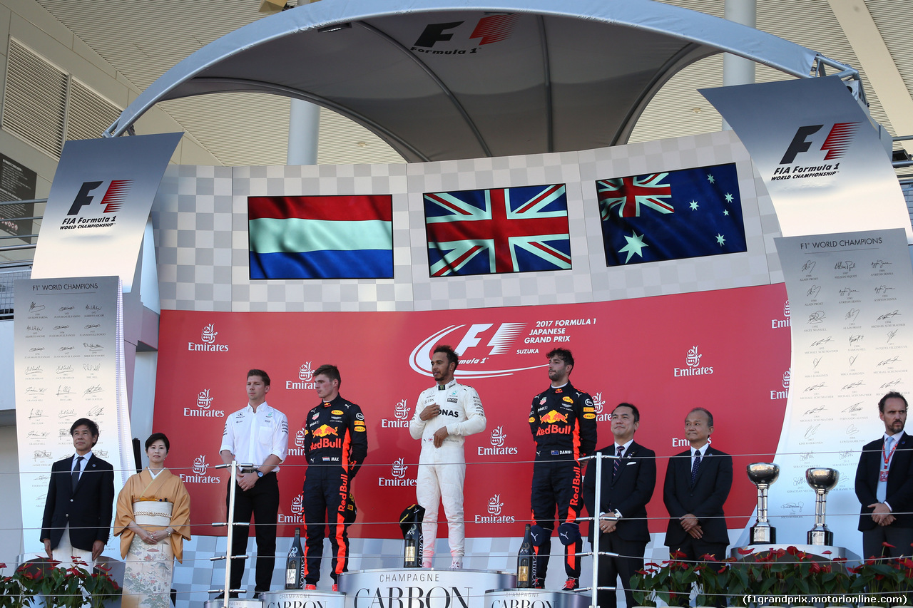 GP GIAPPONE, 08.10.2017- Gara, the podium: winner Lewis Hamilton (GBR) Mercedes AMG F1 W08 , 2nd Max Verstappen (NED) Red Bull Racing RB13 e 3rd Daniel Ricciardo (AUS) Red Bull Racing RB13