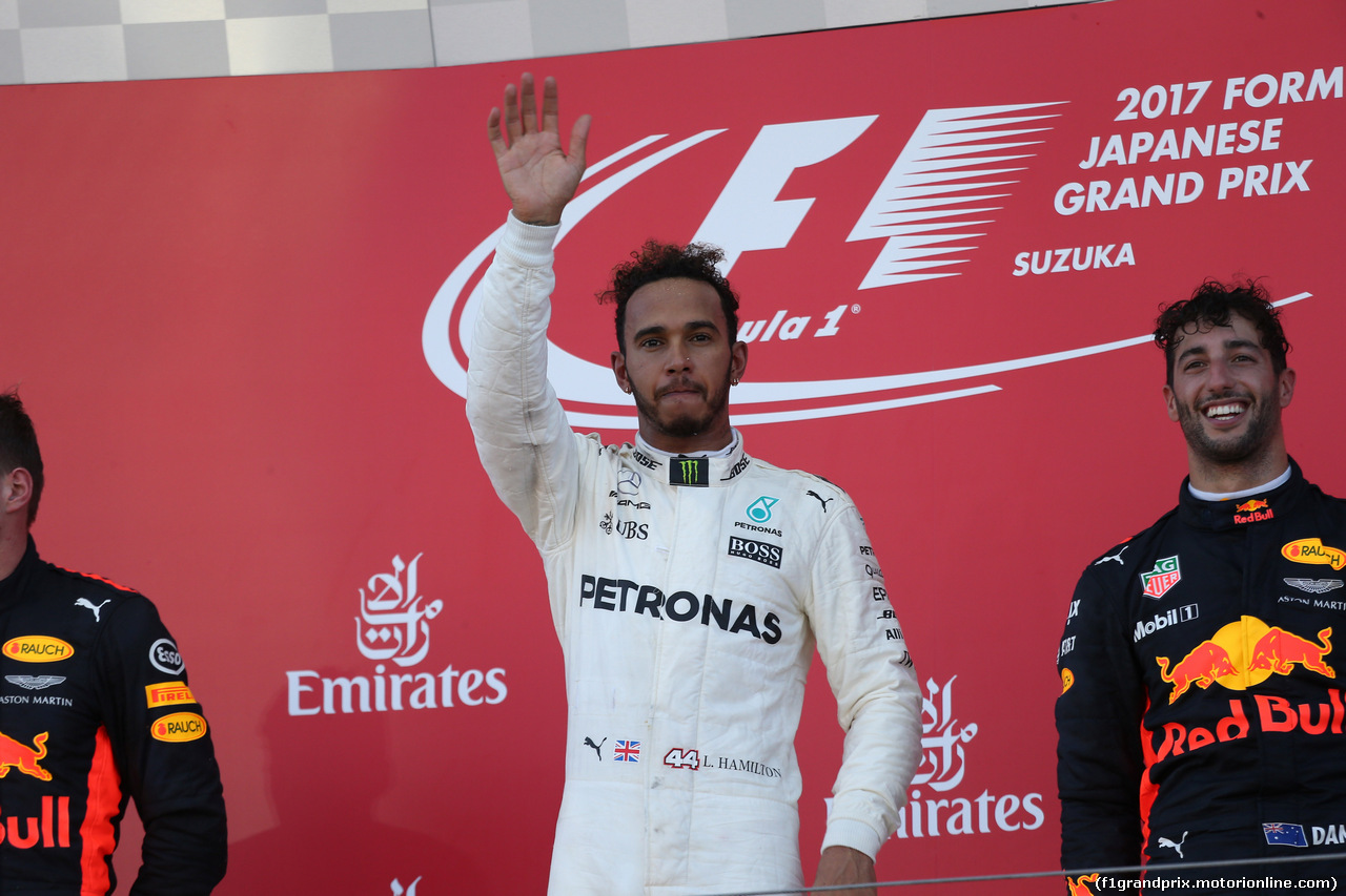 GP GIAPPONE, 08.10.2017- Gara, the podium: winner Lewis Hamilton (GBR) Mercedes AMG F1 W08