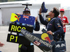GP GIAPPONE, 07.10.2017- Daniel Ricciardo (AUS) Red Bull Racing RB13 fans