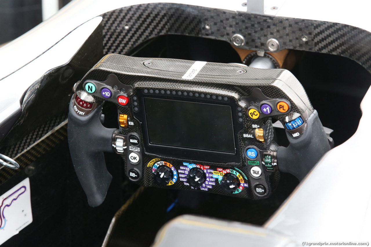 GP GIAPPONE, 05.10.2017- Mercedes AMG F1 W08 steering wheel