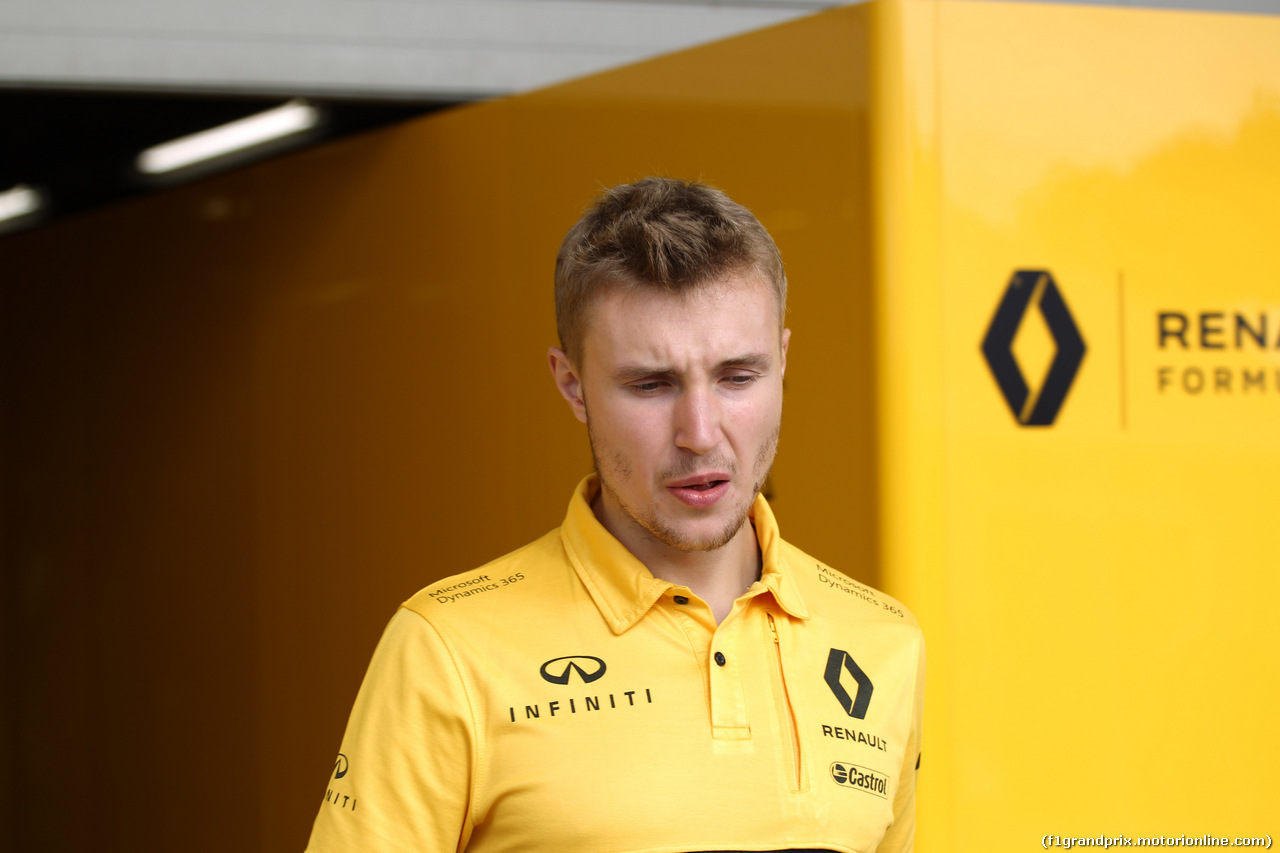 GP GIAPPONE, 05.10.2017- Sergey Sirotkin (RUS) Renault Sport F1 Team RS17 3rd driver