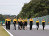 GP GIAPPONE, 05.10.2017- Jolyon Palmer (GBR) Renault Sport F1 Team RS17 walks the circuit