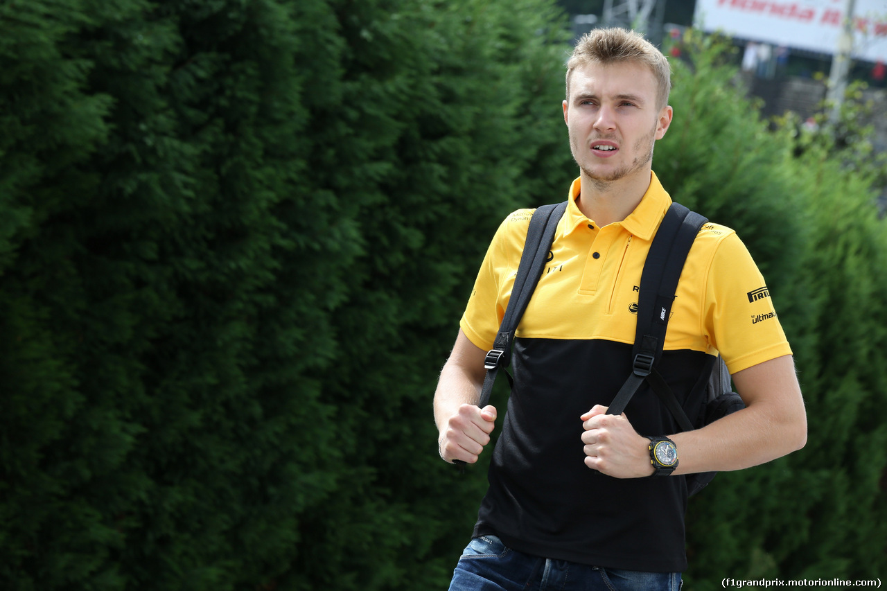 GP GIAPPONE, 07.10.2017- Sergey Sirotkin (RUS) Renault Sport F1 Team RS17 3rd driver