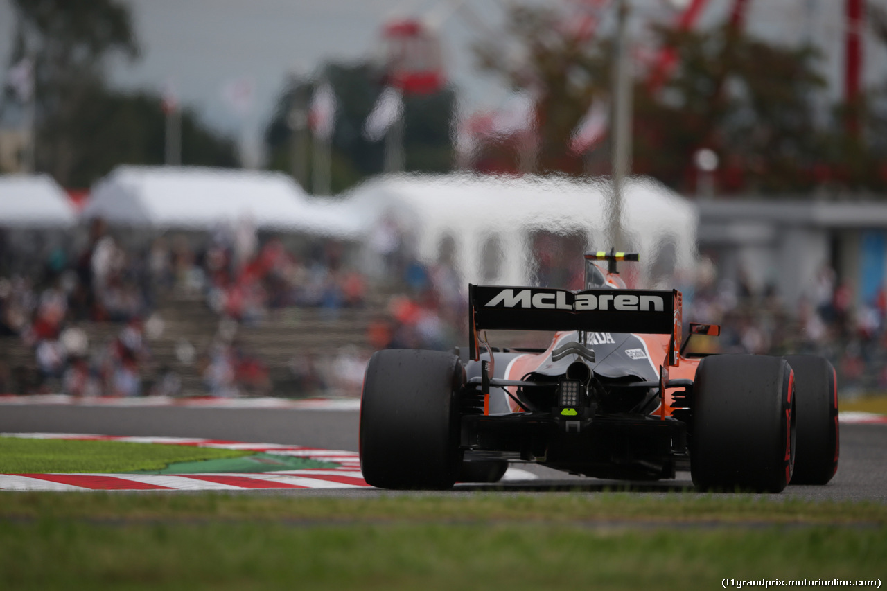 GP GIAPPONE, 07.10.2017- Prove Libere 3, Stoffel Vandoorne (BEL) McLaren MCL32
