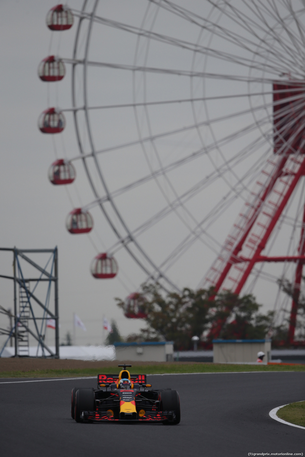 GP GIAPPONE, 06.10.2017- Prove Libere 1,  Daniel Ricciardo (AUS) Red Bull Racing RB13