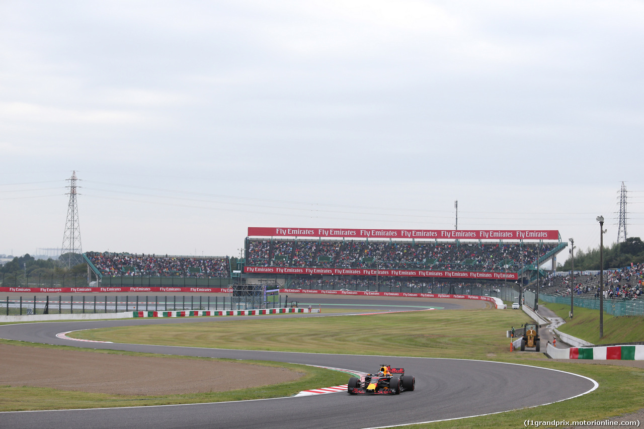 GP GIAPPONE, 06.10.2017- Prove Libere 1,  Daniel Ricciardo (AUS) Red Bull Racing RB13