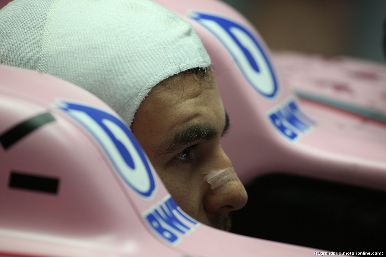 GP GIAPPONE, 06.10.2017- Prove Libere 1, Sergio Perez (MEX) Sahara Force India F1 VJM010