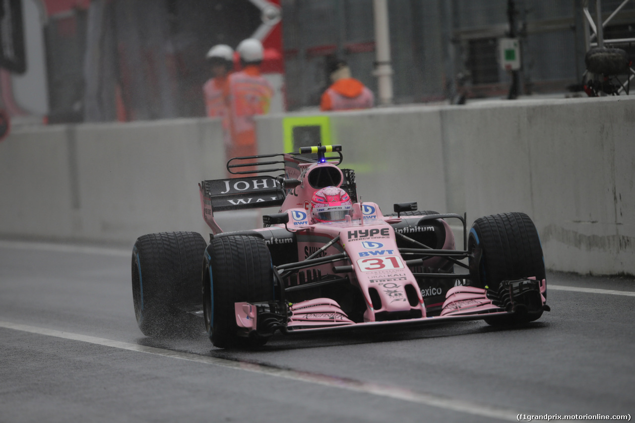 GP GIAPPONE, 06.10.2017- Prove Libere 2, Esteban Ocon (FRA) Sahara Force India F1 VJM10