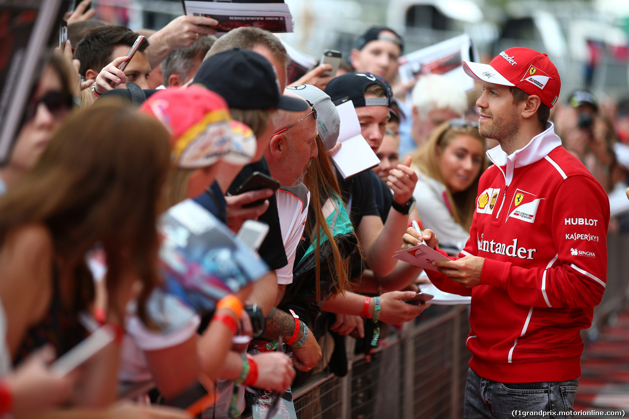 GP GRAN BRETAGNA, 13.07.2017 -  Autograph session, Sebastian Vettel (GER) Ferrari SF70H