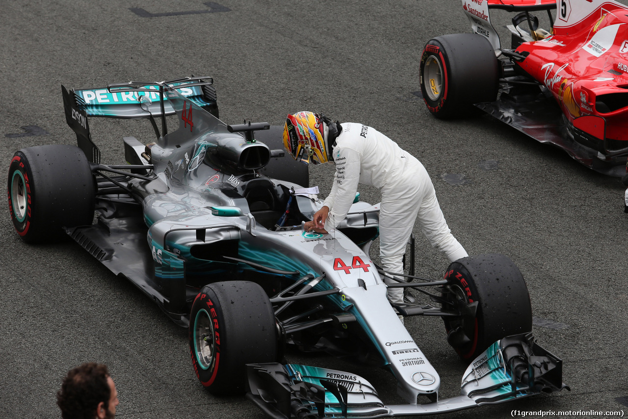 GP GRAN BRETAGNA, 15.07.2017 - Qualifiche, Lewis Hamilton (GBR) Mercedes AMG F1 W08 pole position