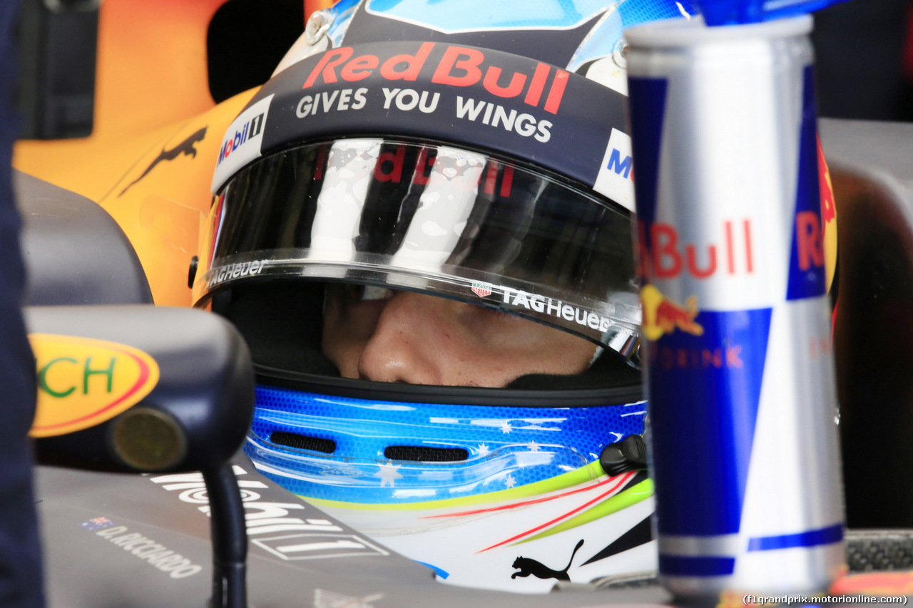 GP GRAN BRETAGNA, 14.07.2017 - Prove Libere 2, Daniel Ricciardo (AUS) Red Bull Racing RB13