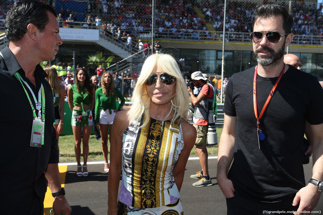 GP ITALIA, 03.09.2017- Gara, partenzaing grid Donatella Versace (ITA)  Fashion Designer