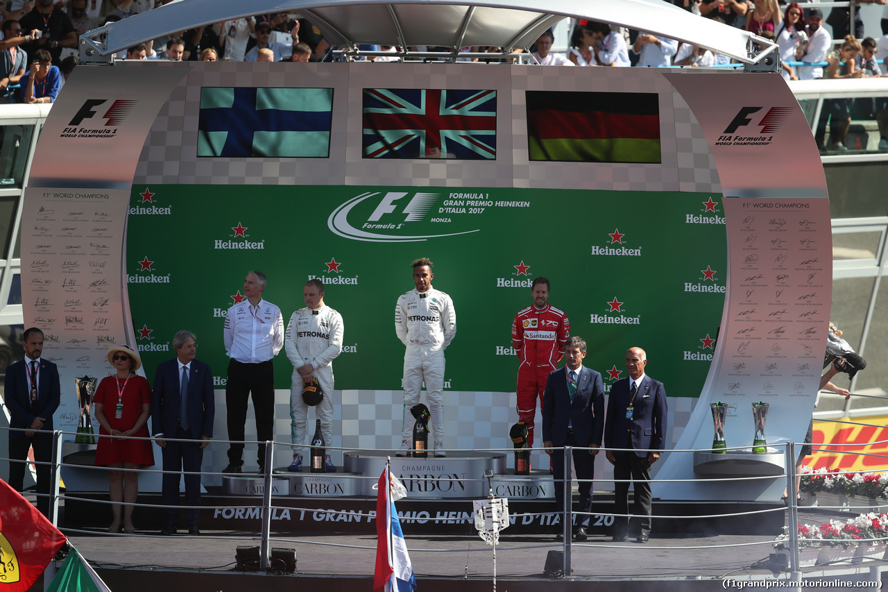 GP ITALIA, 03.09.2017- Podium, winner Lewis Hamilton (GBR) Mercedes AMG F1 W08 , 2nd Valtteri Bottas (FIN) Mercedes AMG F1 W08, 3rd Sebastian Vettel (GER) Ferrari SF70H