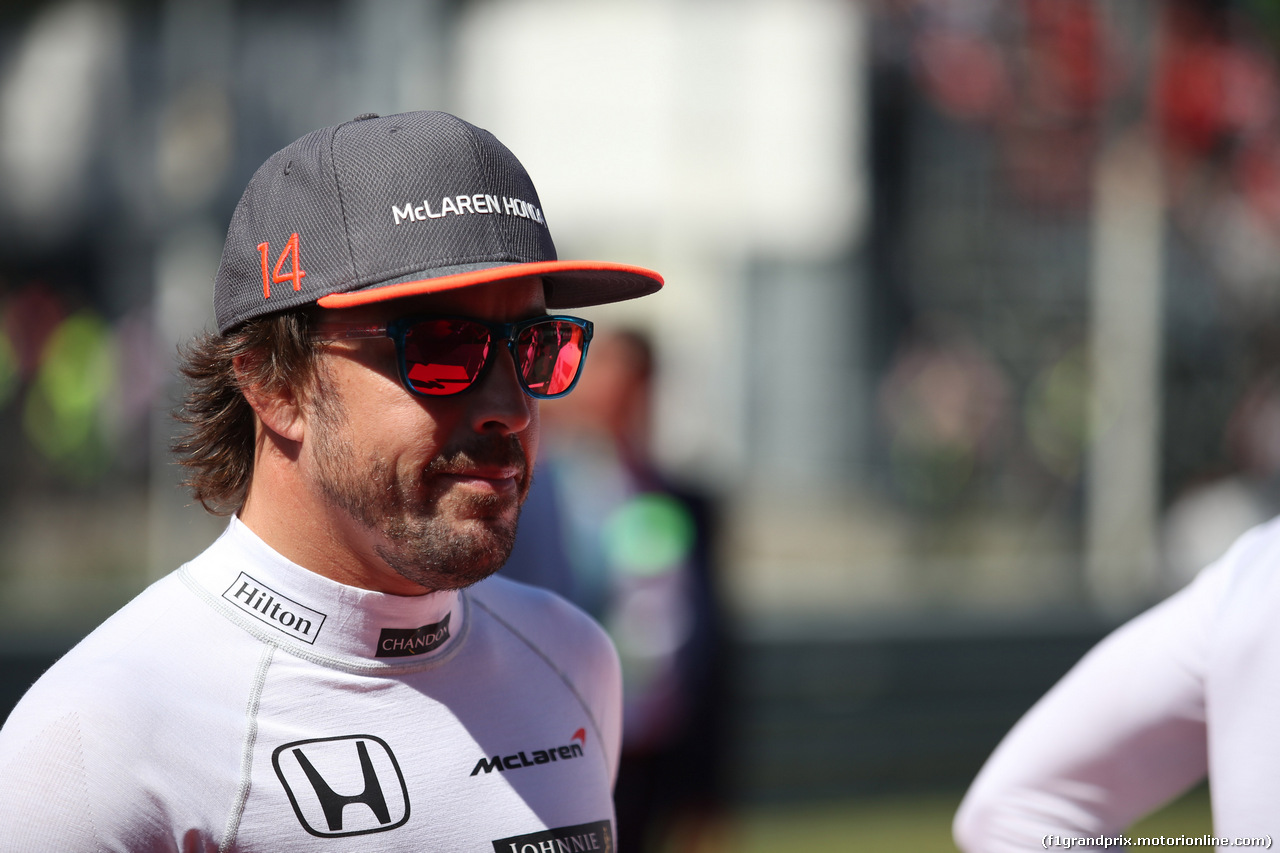 GP ITALIA, 03.09.2017- drivers parade, Fernando Alonso (ESP) McLaren Honda MCL32