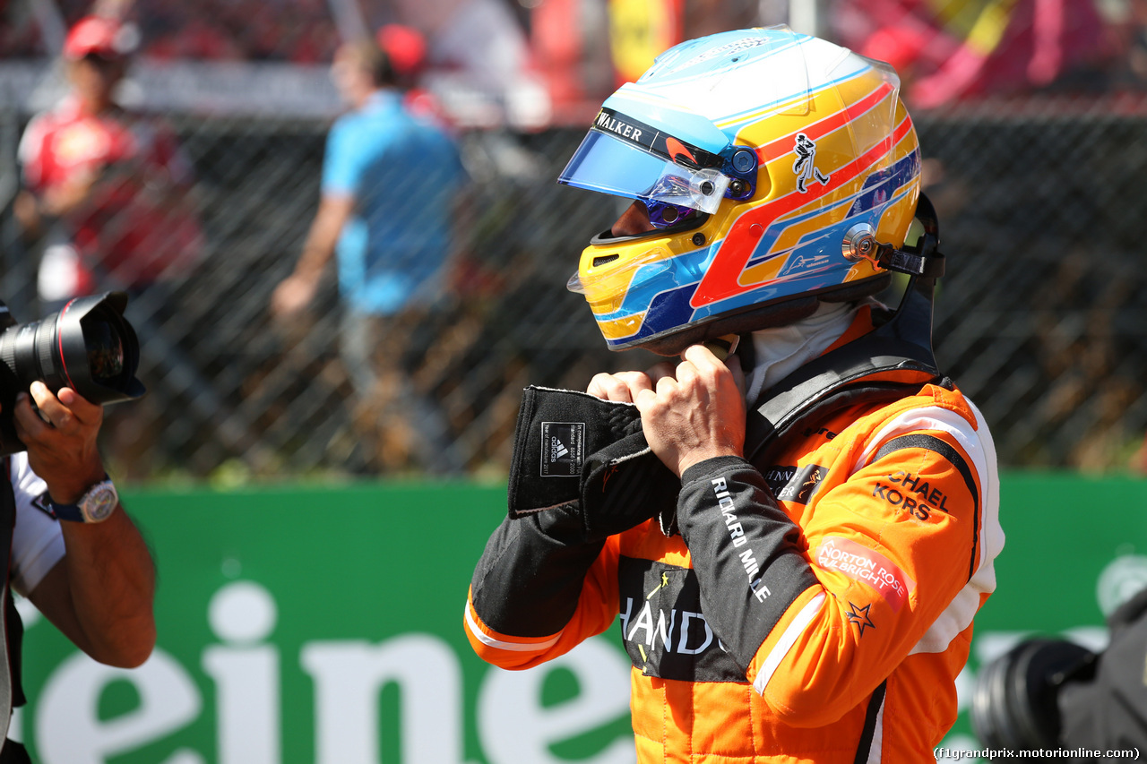 GP ITALIA, 03.09.2017- Gara, The partenzaing grid Fernando Alonso (ESP) McLaren Honda MCL32