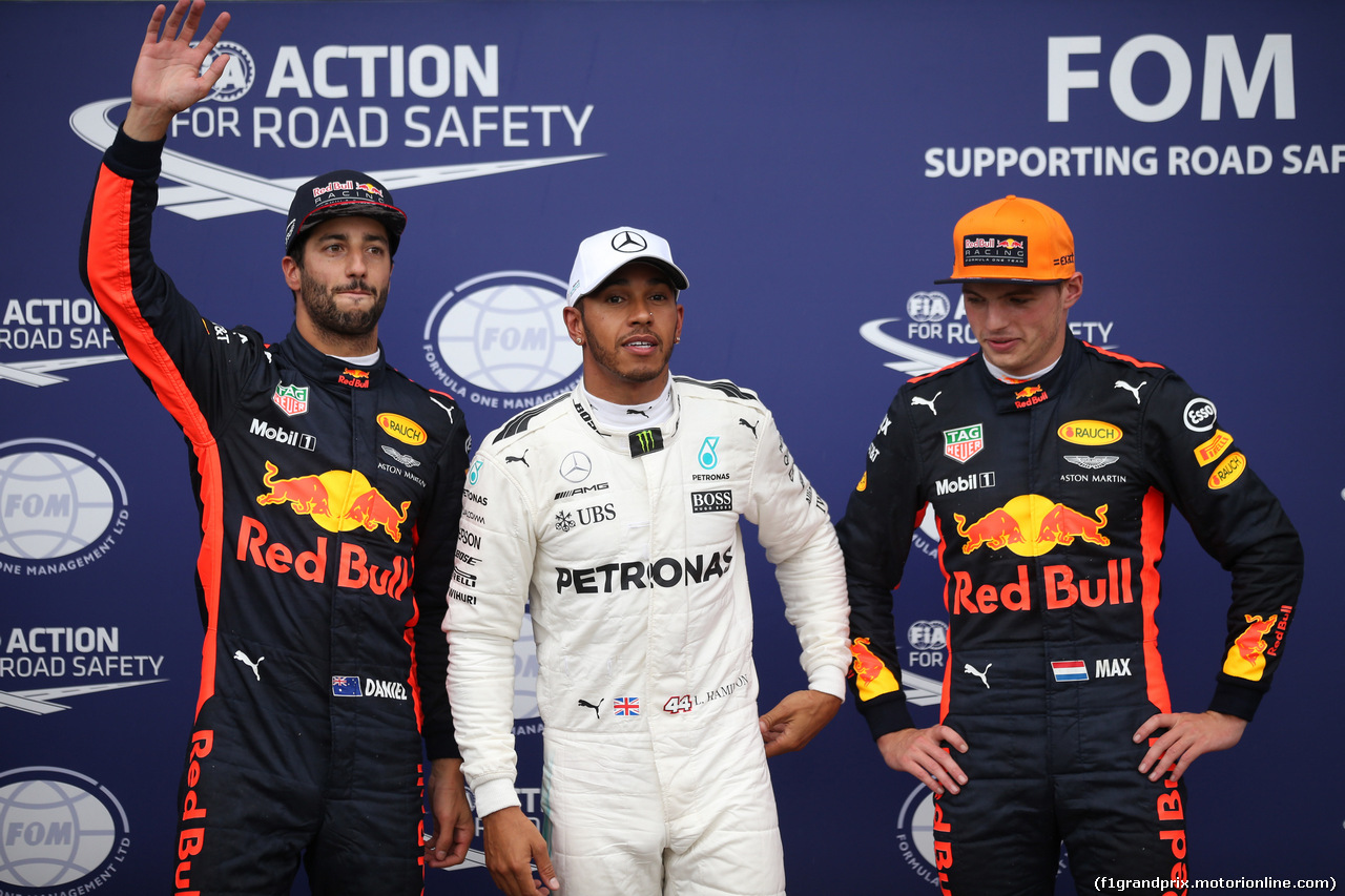 GP ITALIA, 02.09.2017- Qualifiche, celebration: pole position Lewis Hamilton (GBR) Mercedes AMG F1 W08, 2nd Daniel Ricciardo (AUS) Red Bull Racing RB13, 3rd Max Verstappen (NED) Red Bull Racing RB13