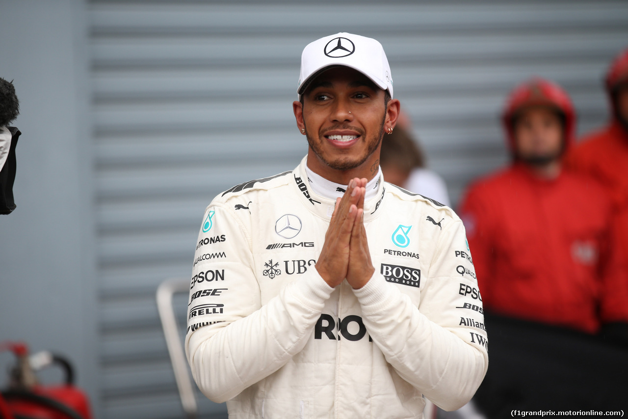 GP ITALIA, 02.09.2017- Qualifiche, celebration: pole position Lewis Hamilton (GBR) Mercedes AMG F1 W08