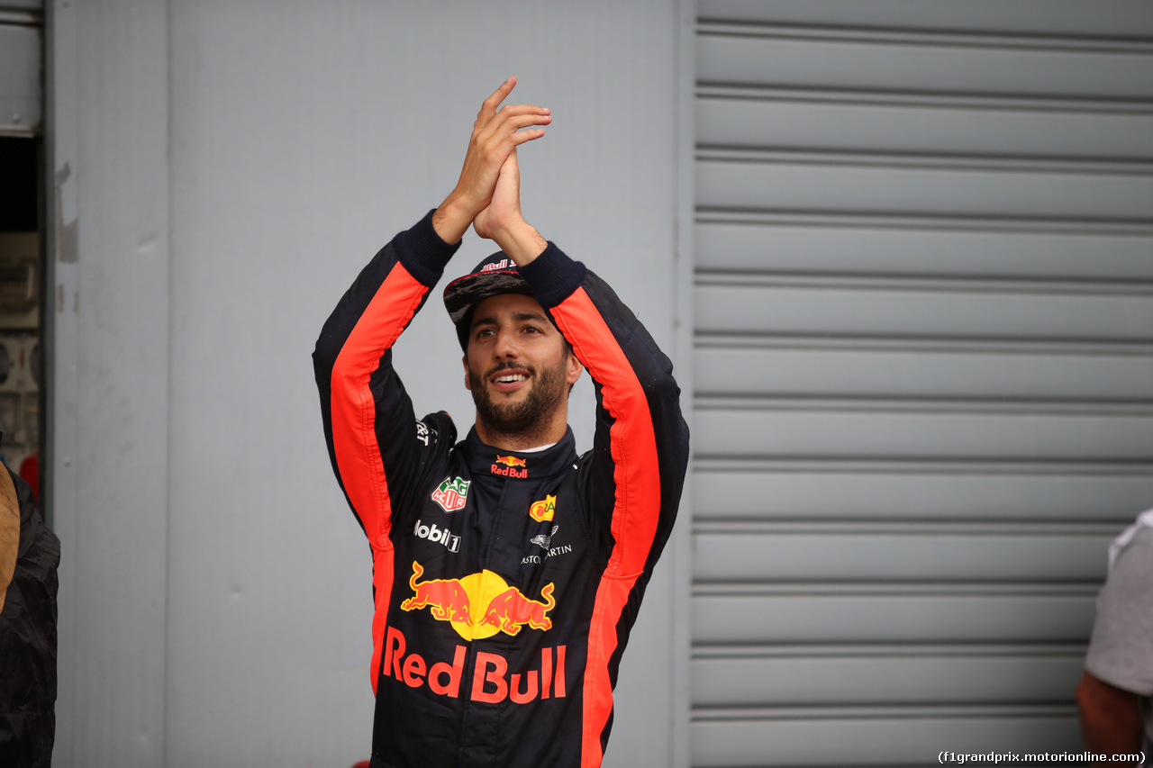 GP ITALIA, 02.09.2017- Festeggiamenti in parc fermee, Daniel Ricciardo (AUS) Red Bull Racing RB13