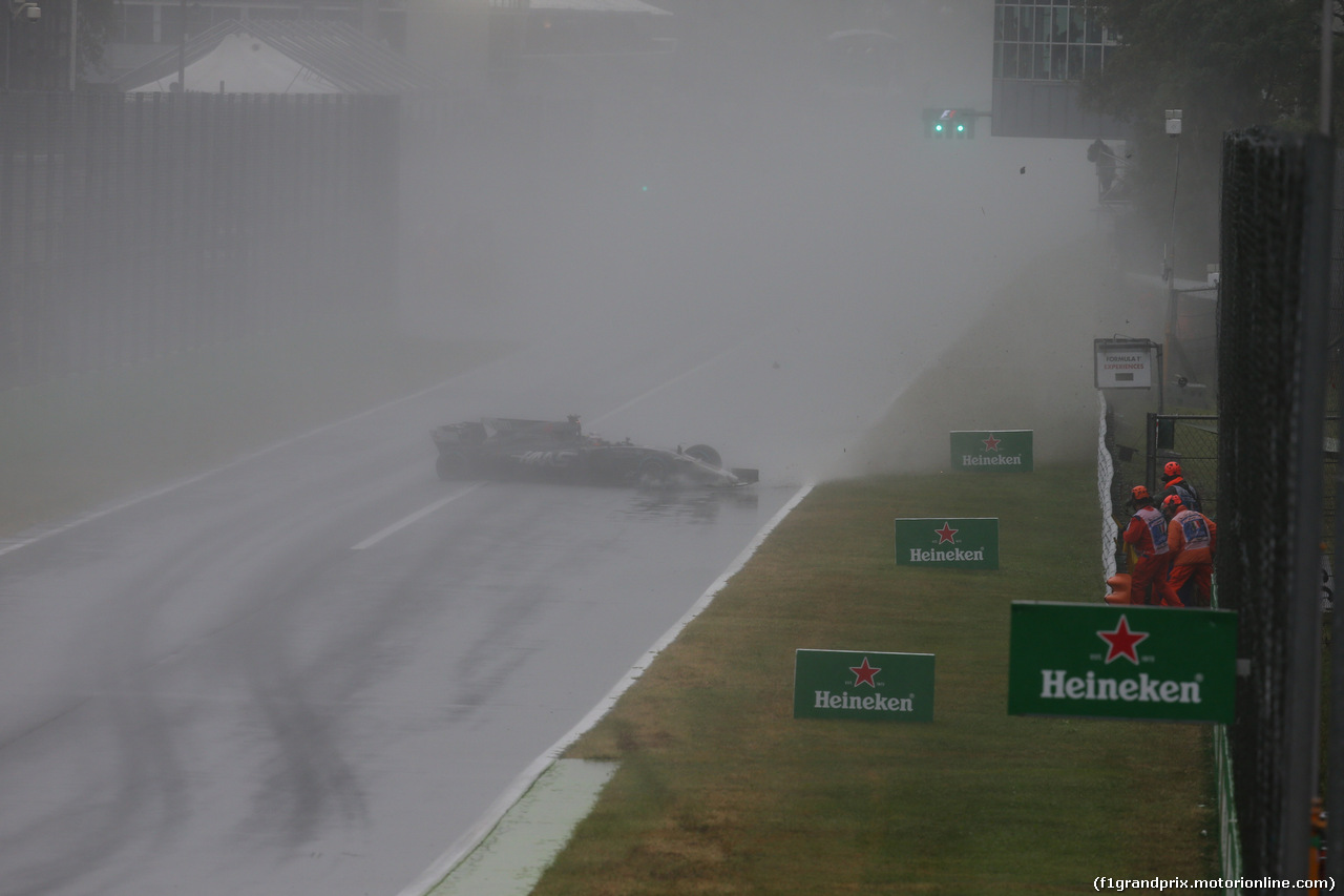 GP ITALIA, 02.09.2017- Qualifiche, Romain Grosjean (FRA) Haas F1 Team VF-17 crash