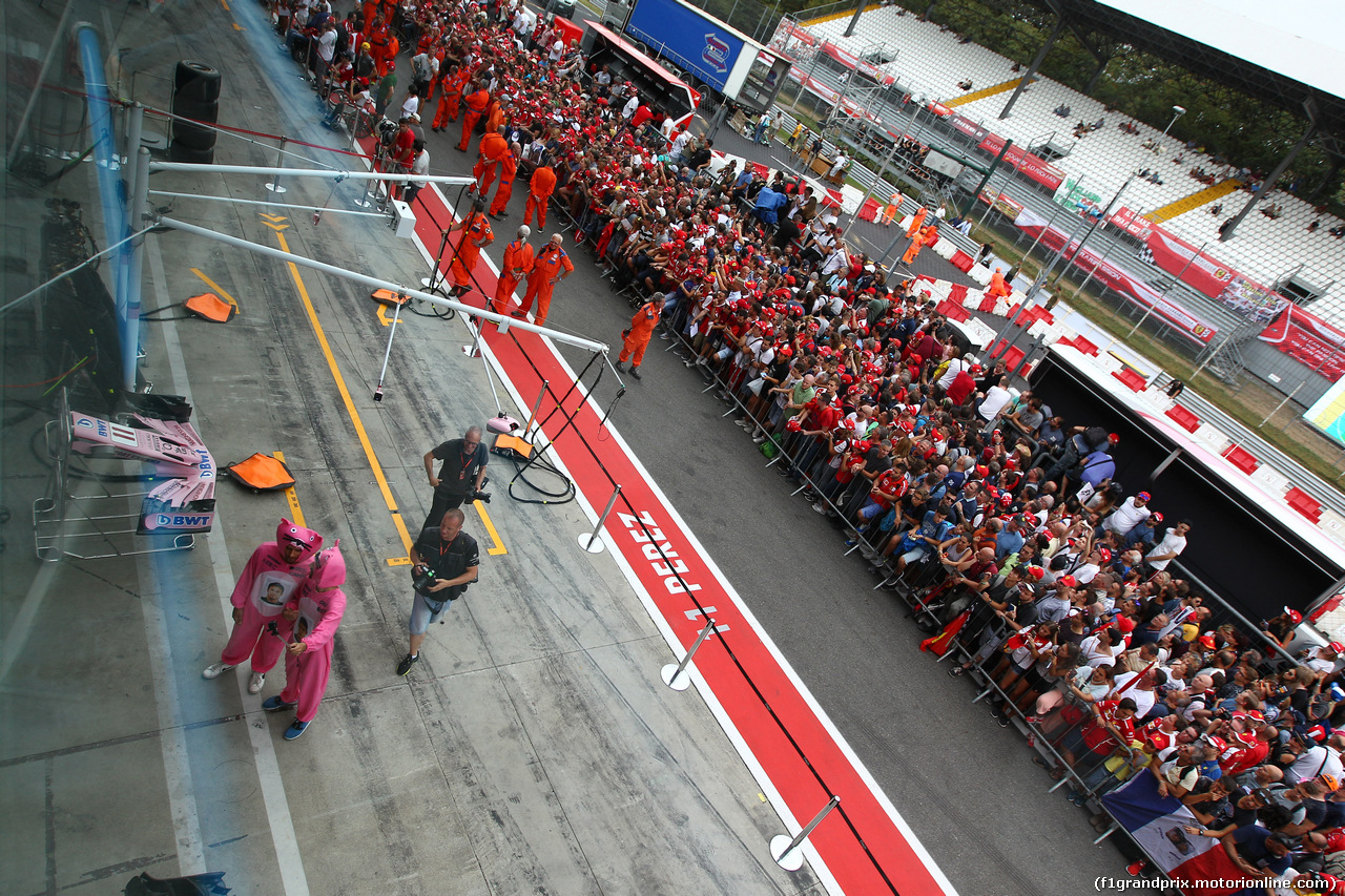 GP ITALIA, 31.08.2017- autograph session
