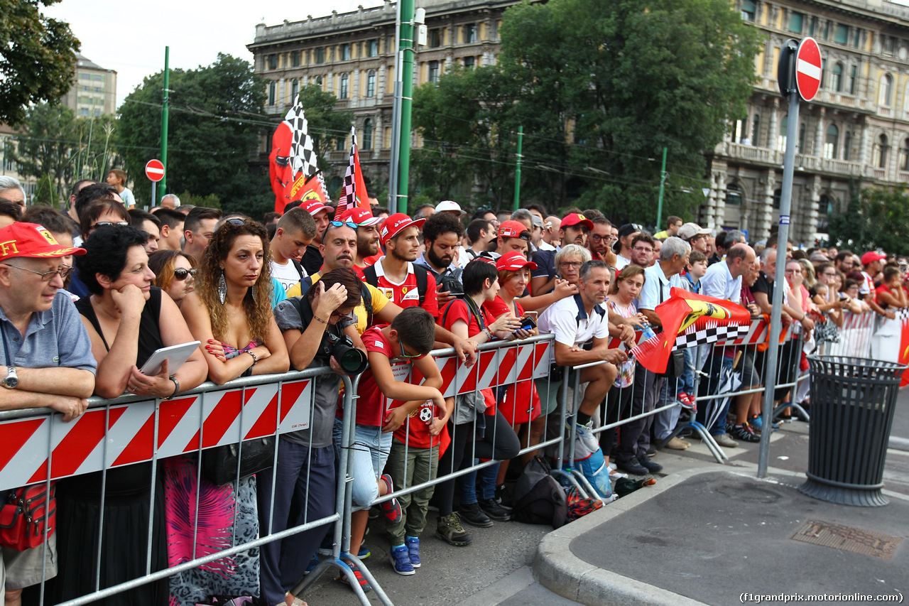 GP ITALIA, 31.08.2017- Castello Sforzesco Milan, Atmosfera
