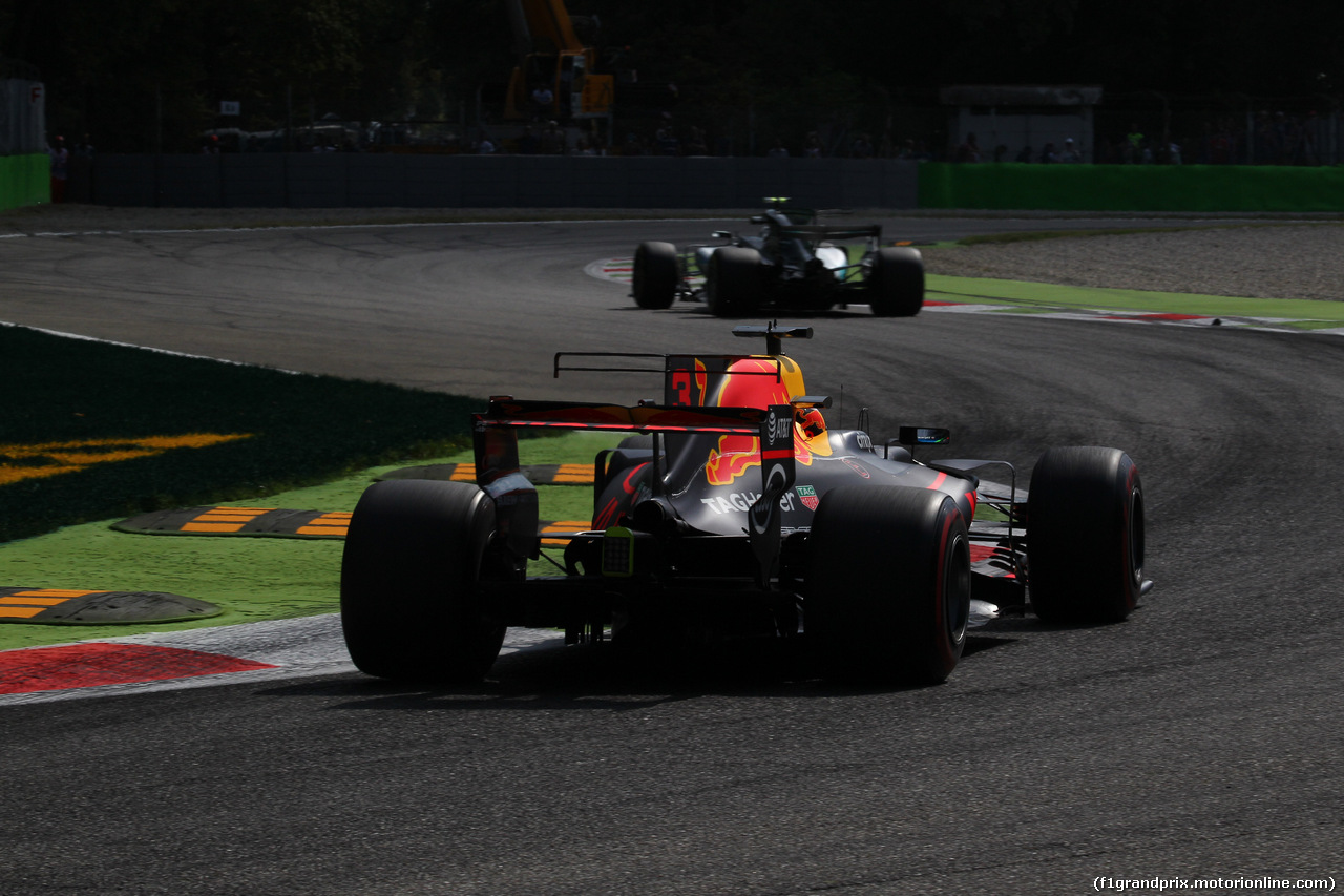 GP ITALIA, 01.09.2017- Prove Libere 2, Daniel Ricciardo (AUS) Red Bull Racing RB13