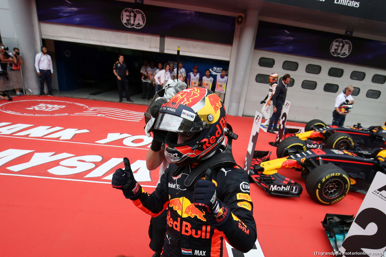 GP MALESIA, 01.10.2017 - Gara, Max Verstappen (NED) Red Bull Racing RB13 vincitore