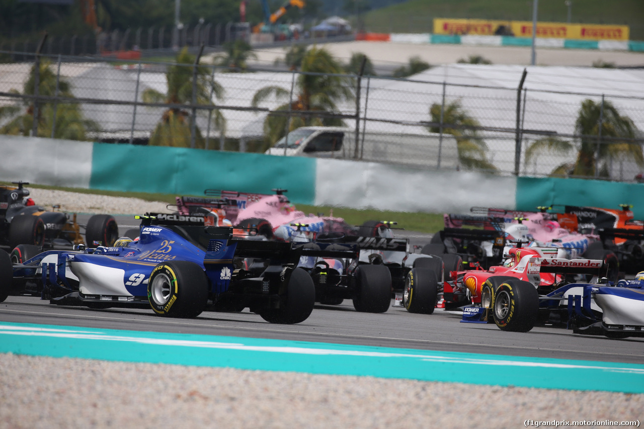 GP MALESIA, 01.10.2017 - Gara, Start of the race, Sebastian Vettel (GER) Ferrari SF70H