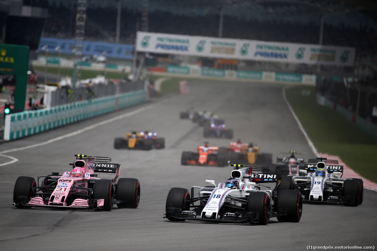 GP MALESIA, 01.10.2017 - Gara, Esteban Ocon (FRA) Sahara Force India F1 VJM10 e Lance Stroll (CDN) Williams FW40