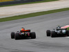 GP MALESIA, 01.10.2017 - Gara, Daniel Ricciardo (AUS) Red Bull Racing RB13 e Valtteri Bottas (FIN) Mercedes AMG F1 W08