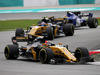 GP MALESIA, 01.10.2017 - Gara, Nico Hulkenberg (GER) Renault Sport F1 Team RS17 davanti a Esteban Ocon (FRA) Sahara Force India F1 VJM10