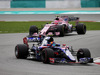 GP MALESIA, 01.10.2017 - Gara, Carlos Sainz Jr (ESP) Scuderia Toro Rosso STR12 davanti a Esteban Ocon (FRA) Sahara Force India F1 VJM10