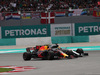 GP MALESIA, 01.10.2017 - Gara, Max Verstappen (NED) Red Bull Racing RB13 overtakes Lewis Hamilton (GBR) Mercedes AMG F1 W08