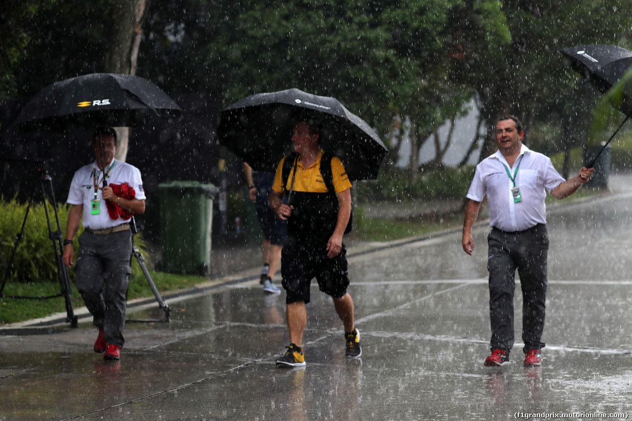 GP MALESIA, 28.09.2017 - Rain falls in the paddock