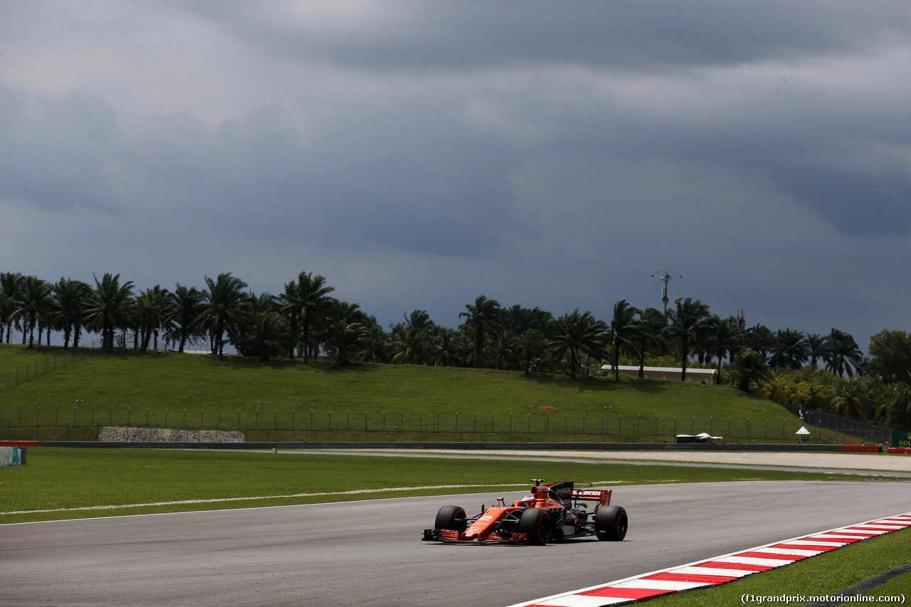 GP MALESIA, 30.09.2017 - Prove Libere 3, Stoffel Vandoorne (BEL) McLaren MCL32