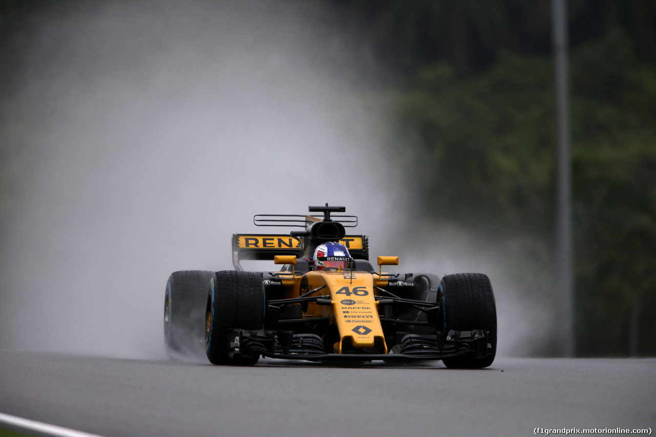 GP MALESIA, 29.09.2017 - Prove Libere 1, Sergey Sirotkin (RUS) Renault Sport F1 Team RS17