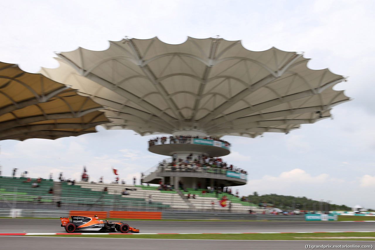 GP MALESIA, 29.09.2017 - Prove Libere 2, Stoffel Vandoorne (BEL) McLaren MCL32