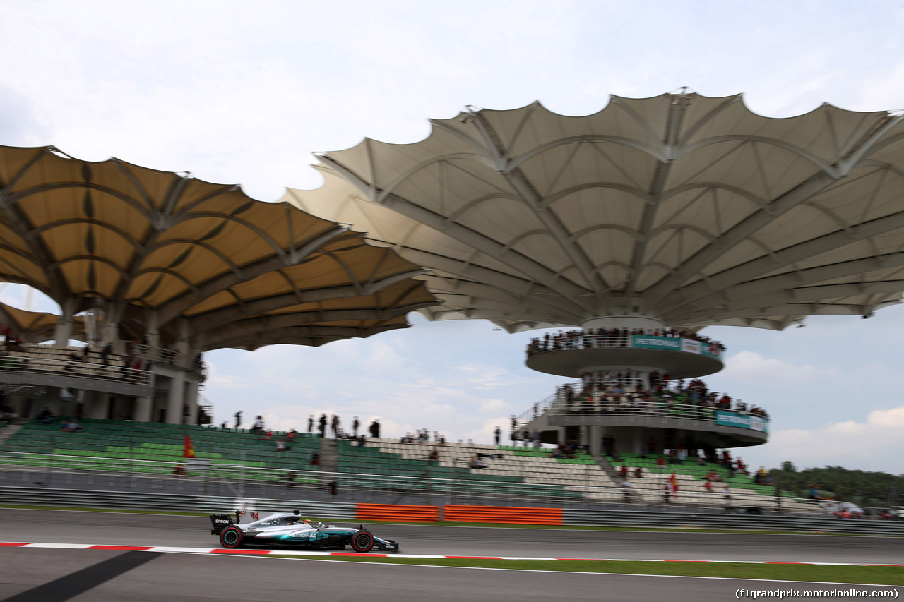 GP MALESIA, 29.09.2017 - Prove Libere 2, Lewis Hamilton (GBR) Mercedes AMG F1 W08