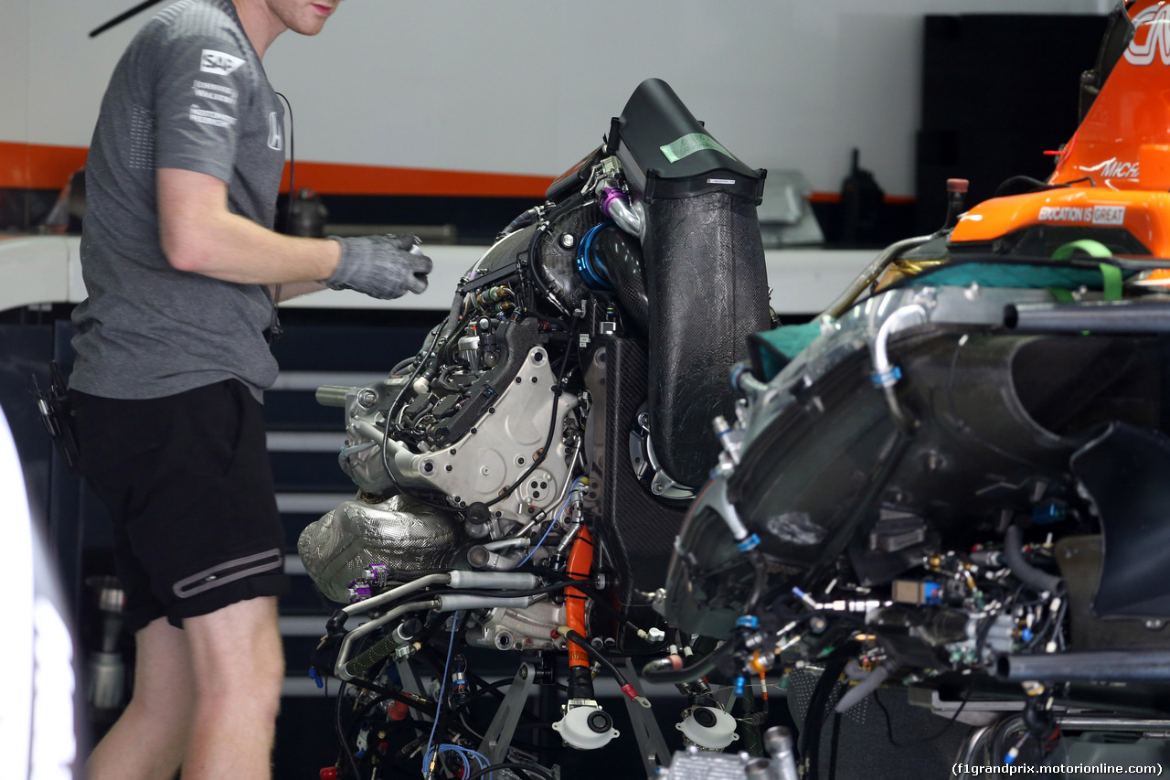 GP MALESIA, 29.09.2017 - McLaren MCL32 engine
