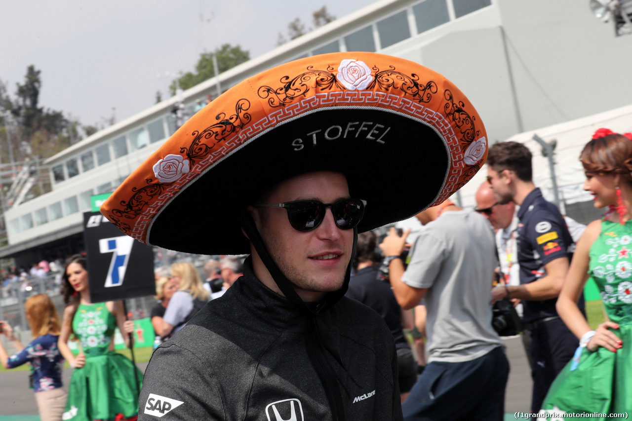 GP MESSICO, 29.10.2017 - Stoffel Vandoorne (BEL) McLaren MCL32