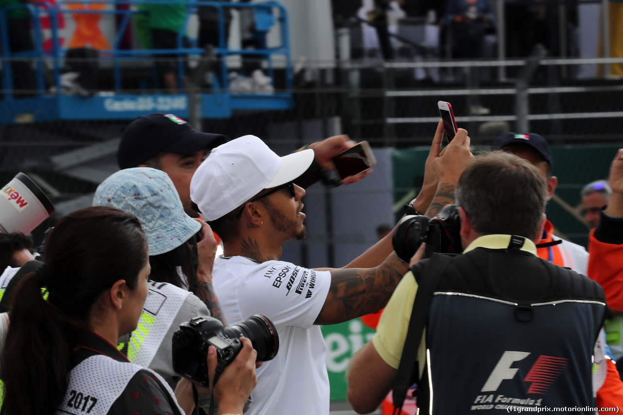 GP MESSICO, 29.10.2017 - Lewis Hamilton (GBR) Mercedes AMG F1 W08