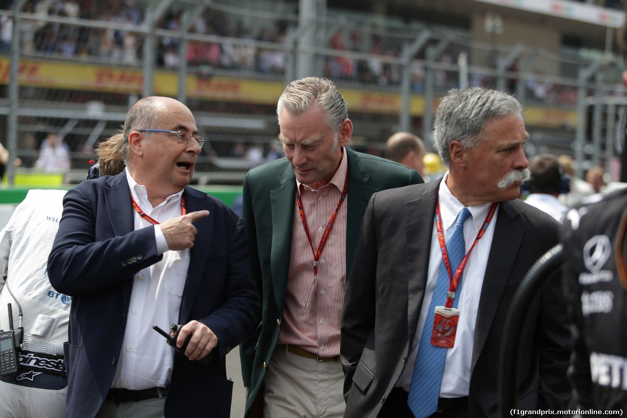 GP MESSICO, 29.10.2017 - Gara, Luca Colajanni (ITA), Formula One Senior Communications Officer, Sean Bratches, Formula 1 Managing Director, Commercial Operations e Chase Carey (USA) Formula One Group Chairman