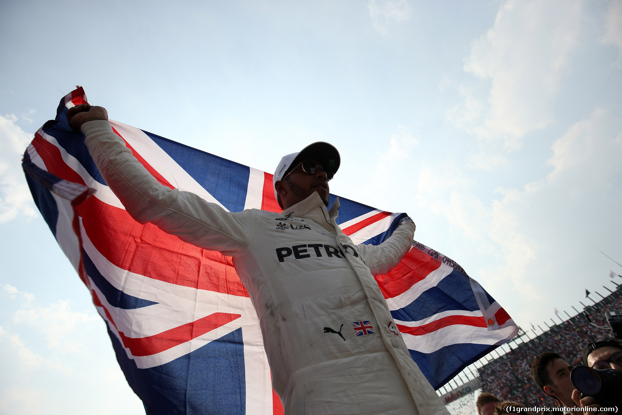 GP MESSICO, 29.10.2017 - Gara, Lewis Hamilton (GBR) Mercedes AMG F1 W08 World Champion 2017