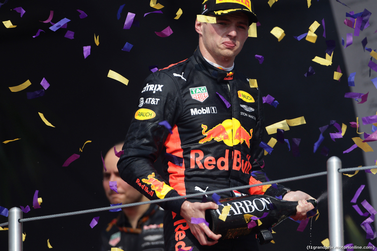 GP MESSICO, 29.10.2017 - Gara, Max Verstappen (NED) Red Bull Racing RB13 vincitore