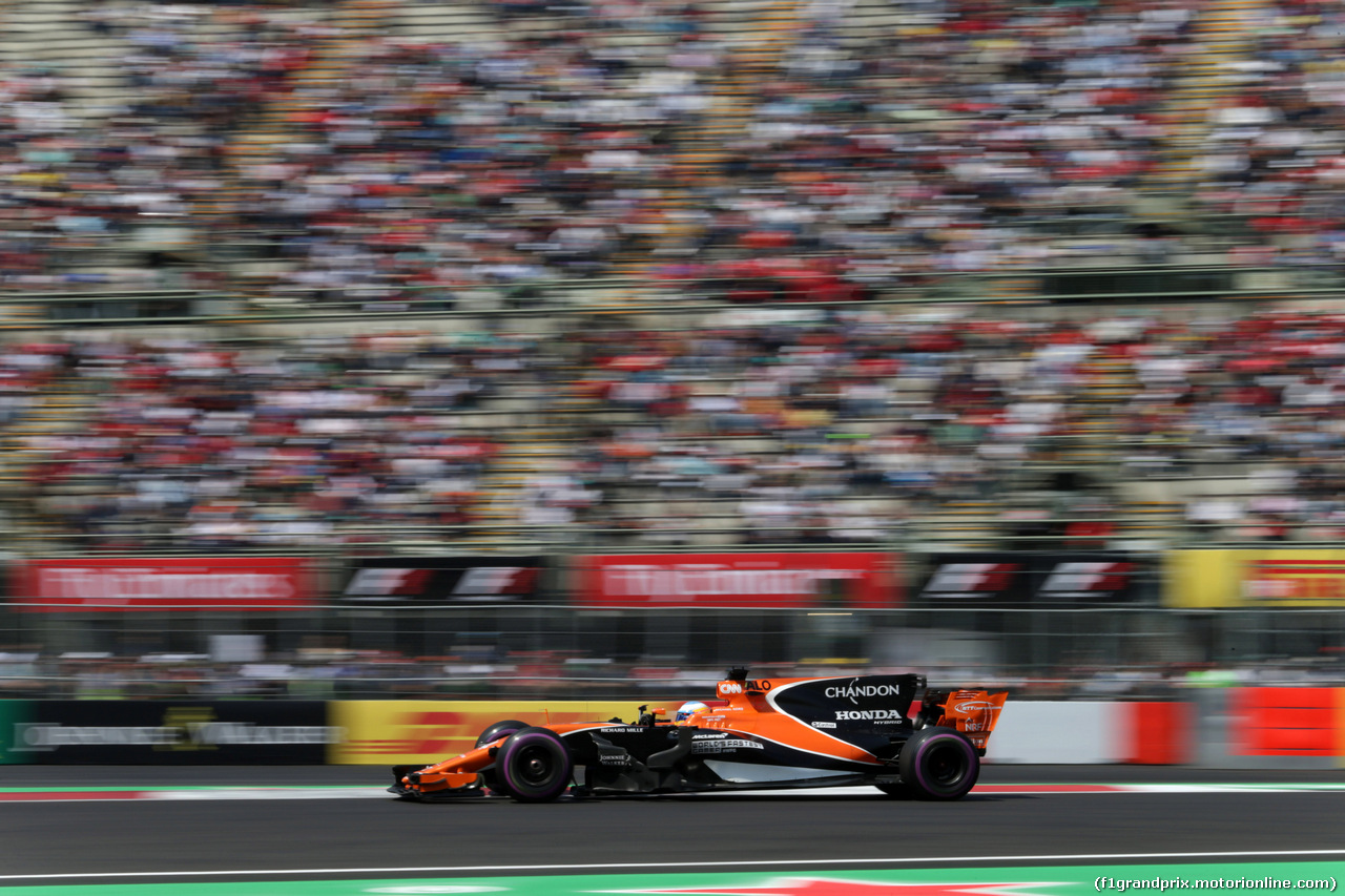 GP MESSICO, 27.10.2017 - Prove Libere 2, Fernando Alonso (ESP) McLaren MCL32