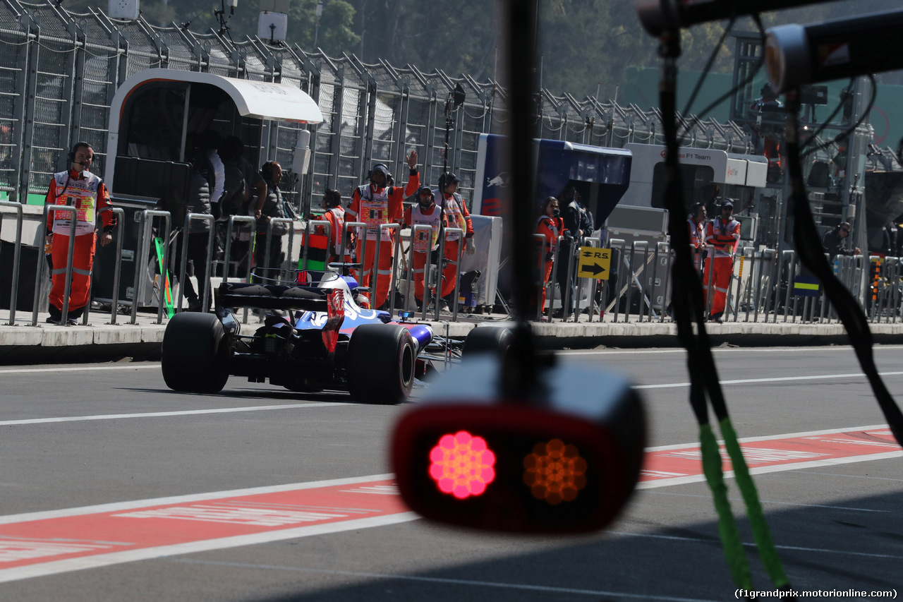GP MESSICO, 28.10.2017 - Prove Libere 3, Brendon Hartley (NZL) Scuderia Toro Rosso STR12
