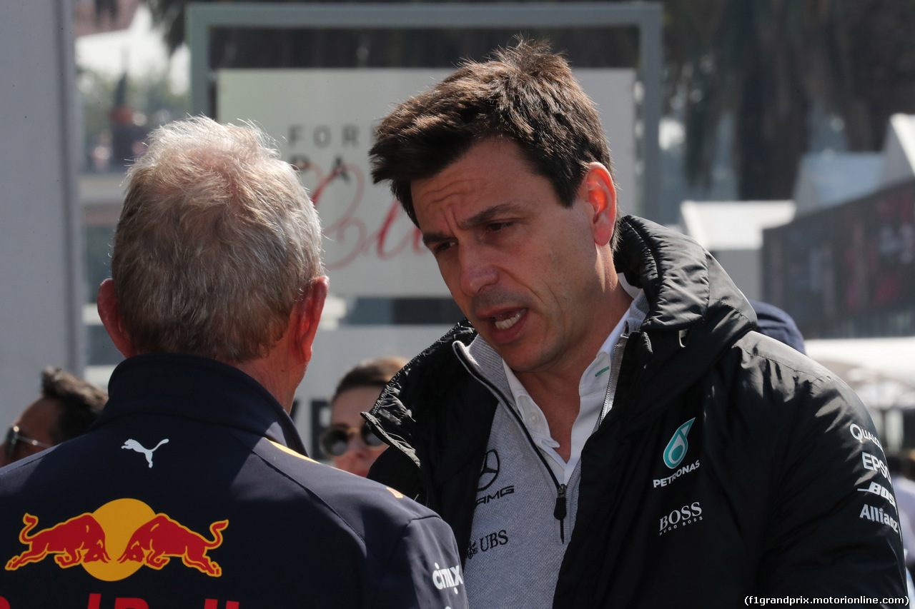 GP MESSICO, 28.10.2017 - Prove Libere 3, Helmut Marko (AUT), Red Bull Racing, Red Bull Advisor e Toto Wolff (GER) Mercedes AMG F1 Shareholder e Executive Director