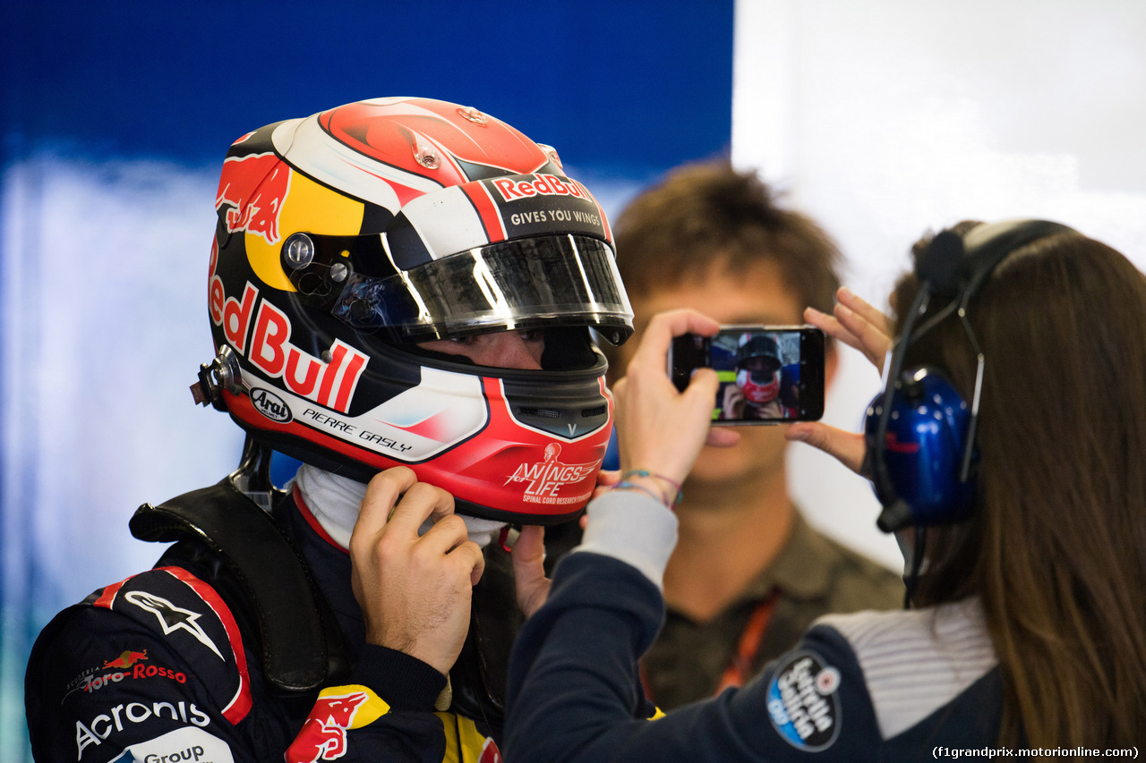 GP MESSICO, 28.10.2017 - Prove Libere 3, Pierre Gasly (FRA) Scuderia Toro Rosso STR12
